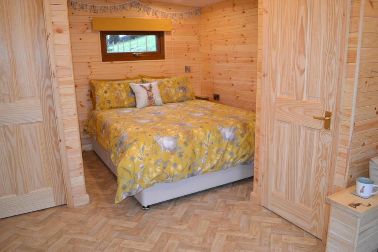 The Warren Lodge Cabin At Ashes Farm, Near Settle Bagian luar foto