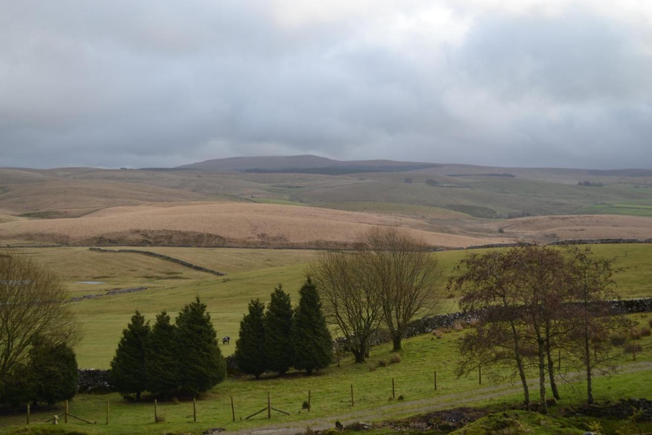 The Warren Lodge Cabin At Ashes Farm, Near Settle Bagian luar foto