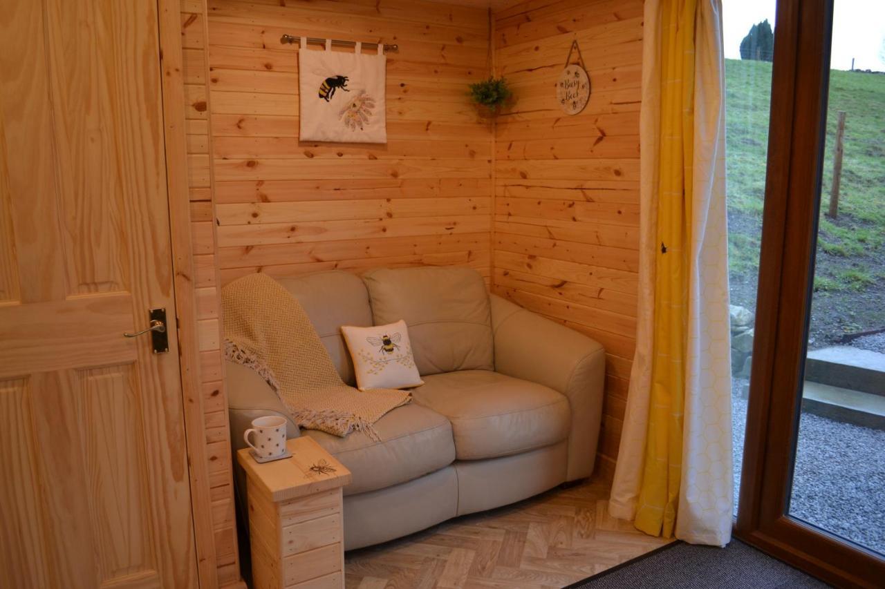 The Warren Lodge Cabin At Ashes Farm, Near Settle Bagian luar foto