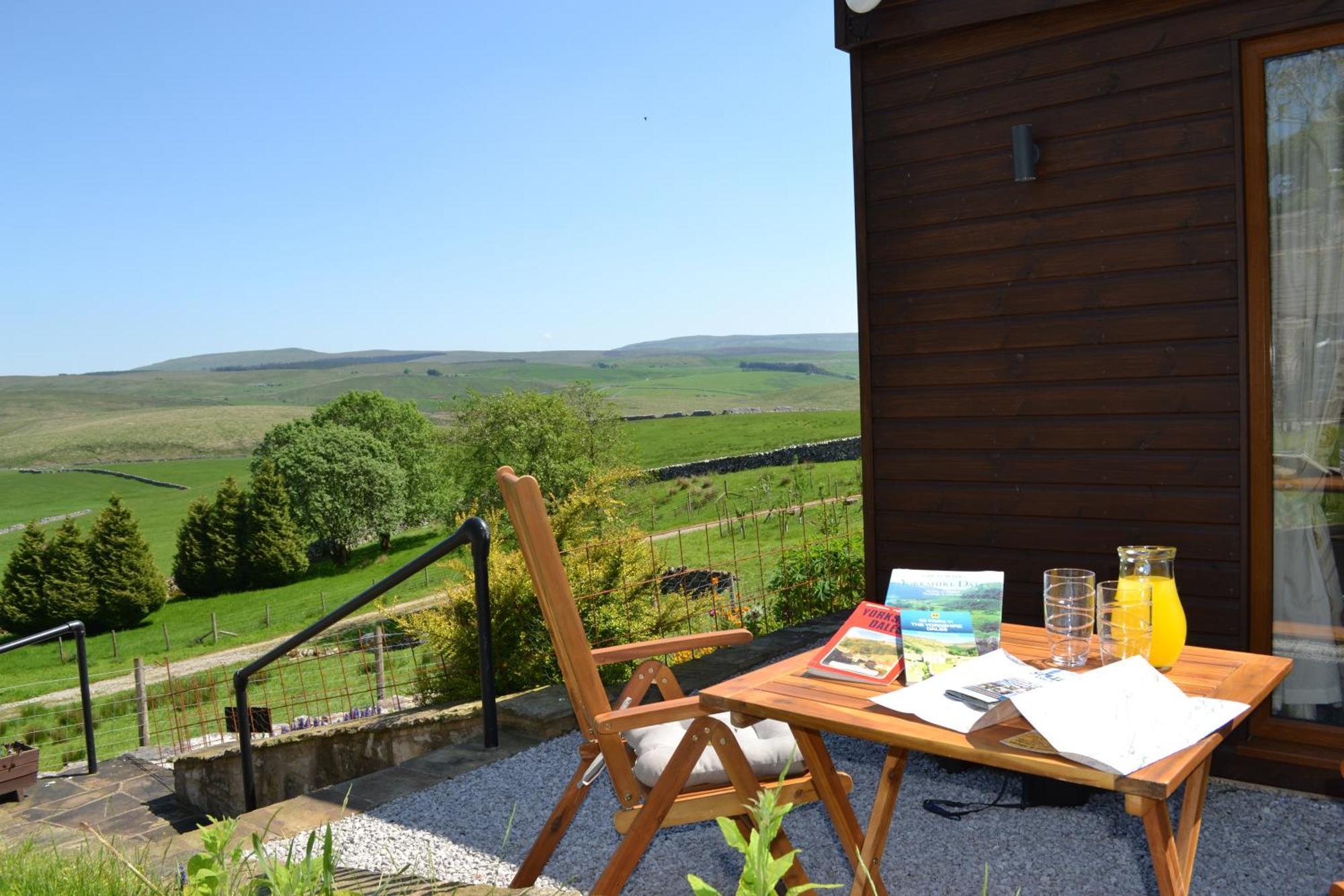 The Warren Lodge Cabin At Ashes Farm, Near Settle Bagian luar foto