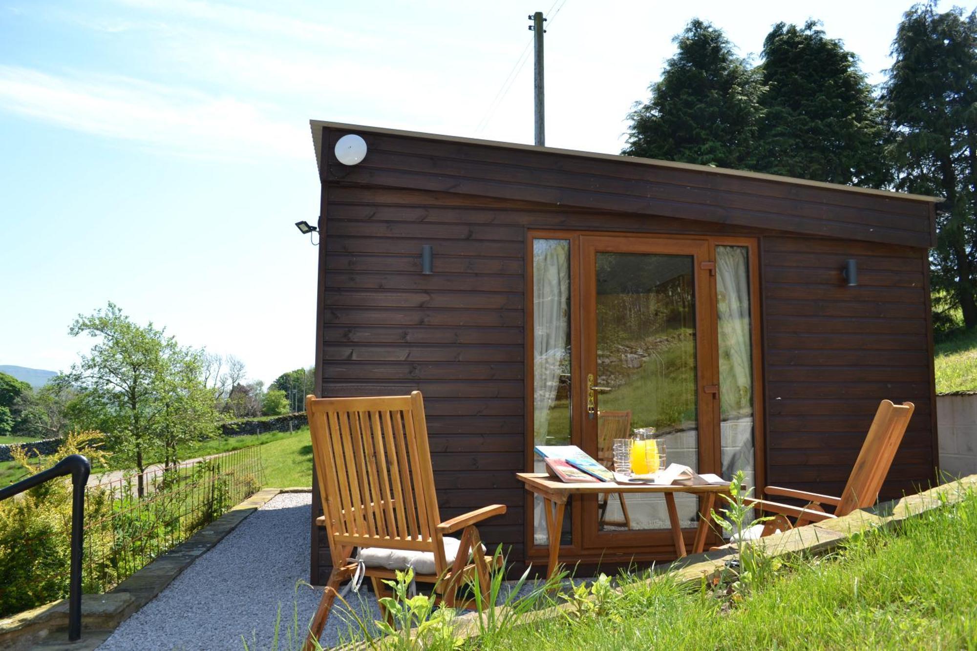 The Warren Lodge Cabin At Ashes Farm, Near Settle Bagian luar foto